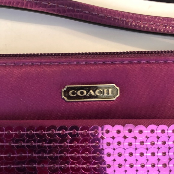 Coach sequins pouch - Picture 4 of 5